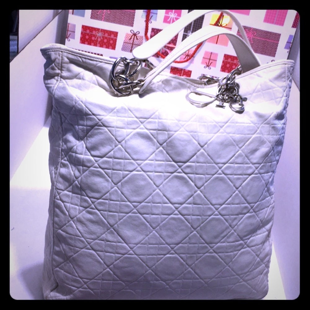 HP 4/9 VTG DIOR White Leather Quilted Shoulder Bag